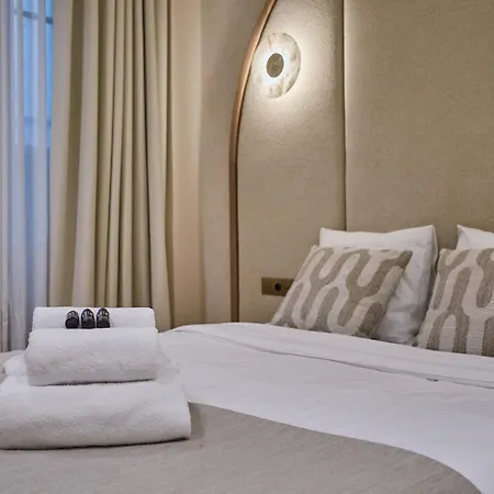 Sumptuous Opera Vendome By Studioprestige Paris